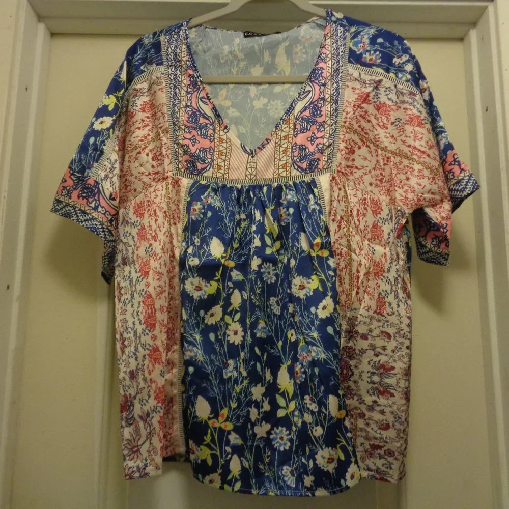 BOHO C.O.Z.Y. NWT BOHO BEAUTIFUL SATINY BLOUSE S/4